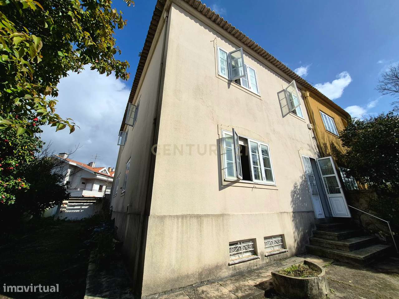 Moradia Clássica para reabilitação junto à Casa da Música - Grande imagem: 3/25