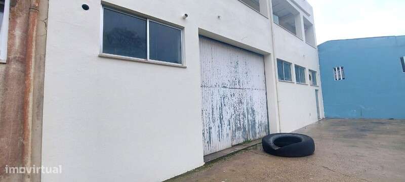 Armazém com 290 m2 em Alcobaça - Grande imagem: 5/28