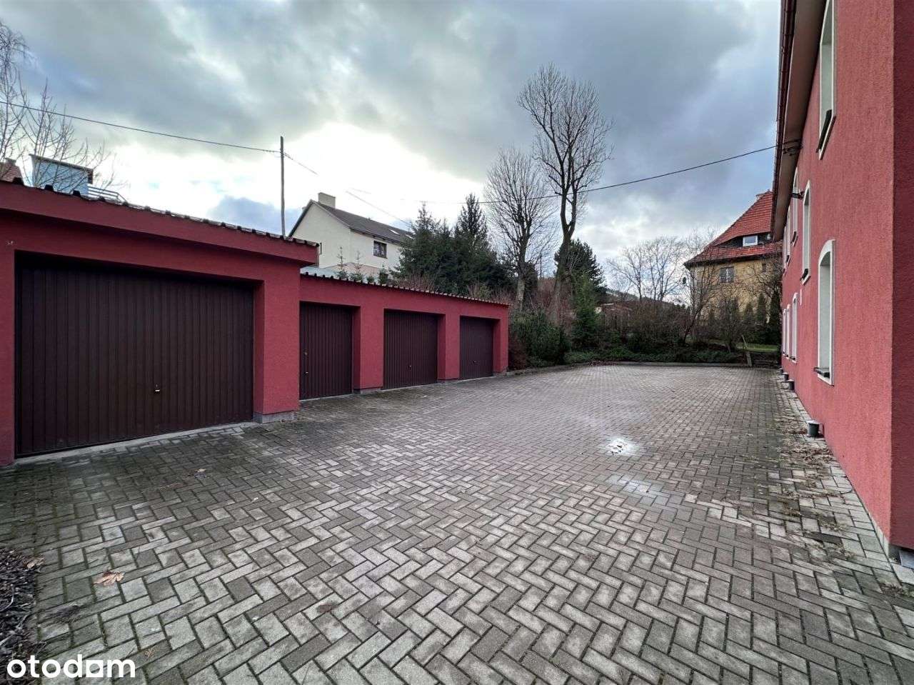 Wyremontowany budunek | parter | parking | ogród-6