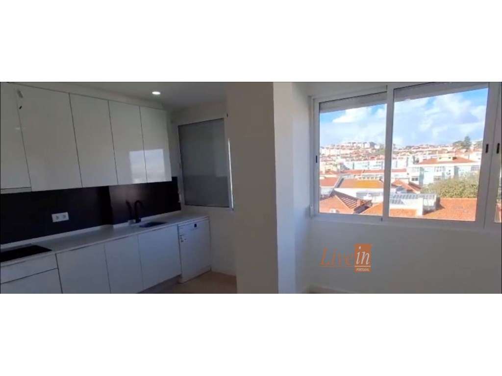 Apartamento T4 Totalmente Remodelado na Damaia - Grande imagem: 2/16
