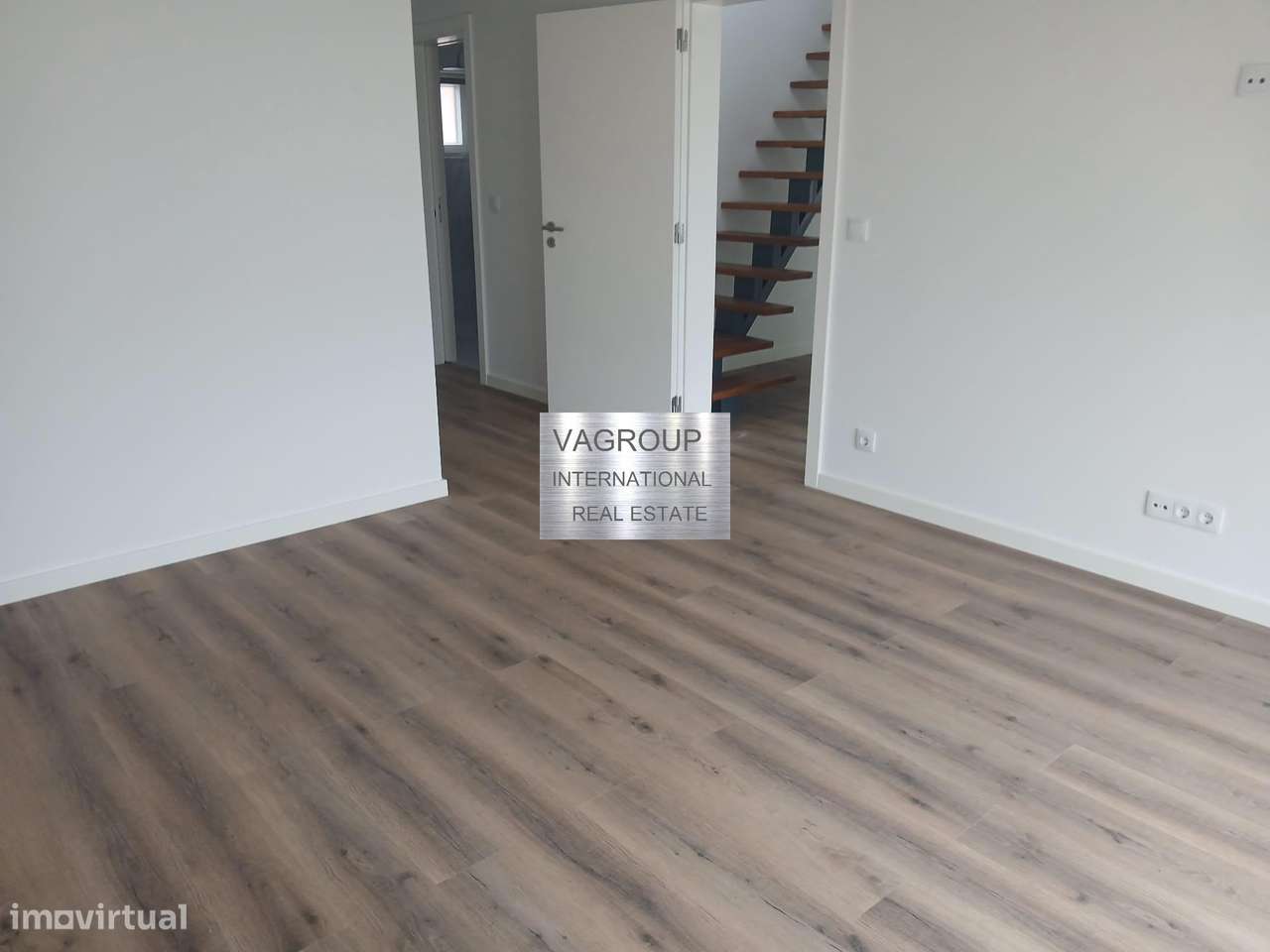 Moradia  T3 + 1 Terreno com 450 M2-10