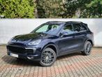 Porsche Cayenne - 2