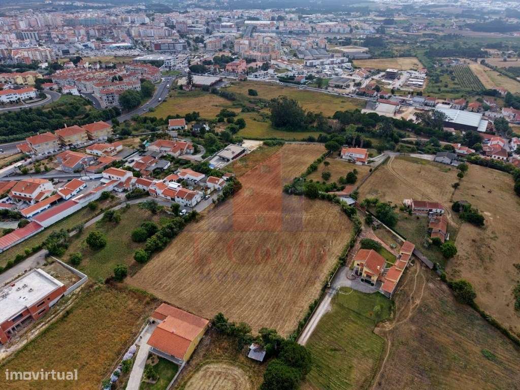 Terreno Urbanizável em Caldas da Rainha-5