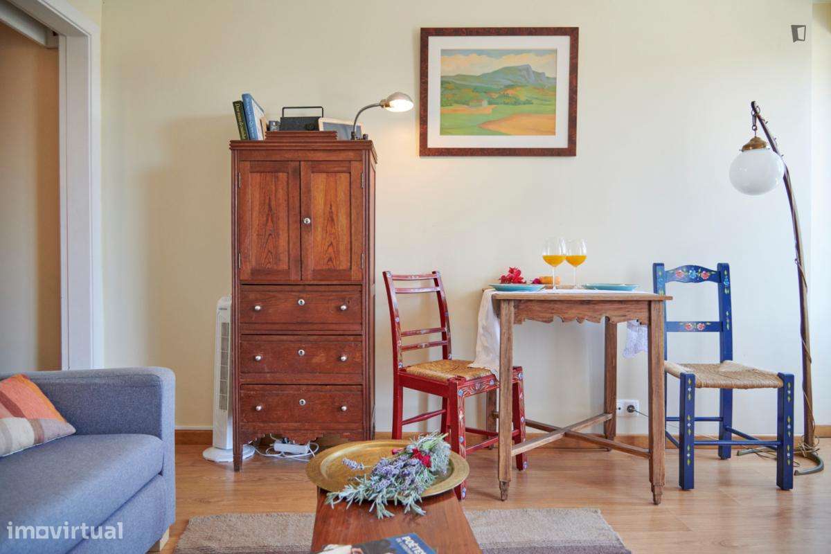 Apartamento com 1 quartos - localizado em Lapa Lisbon - Grande imagem: 2/10