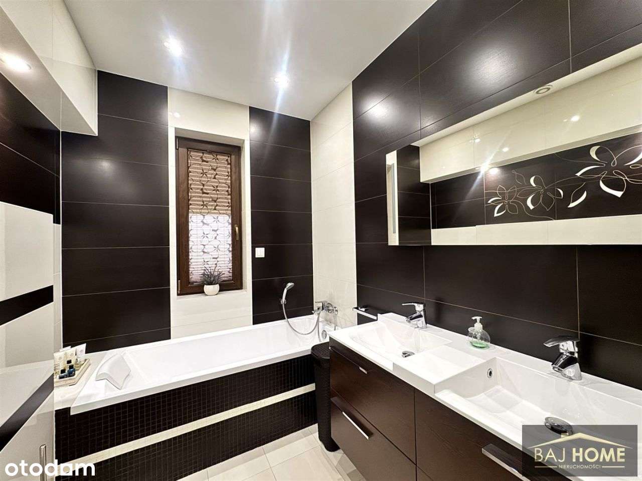 Nowoczesny dom parterowy niedaleko jeziora Tarpno-13