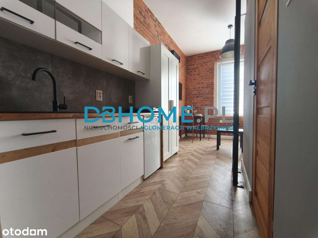 Nowoczesne studio/14 m²+antresola 3 m²/Nowe Miasto - Więcej
