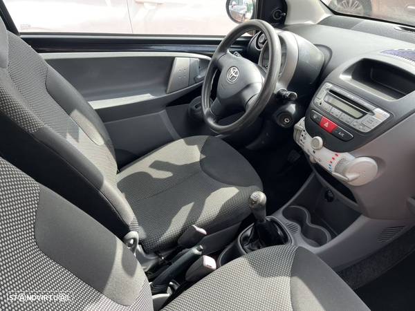 Toyota Aygo 1.0 Sport Pack - 10