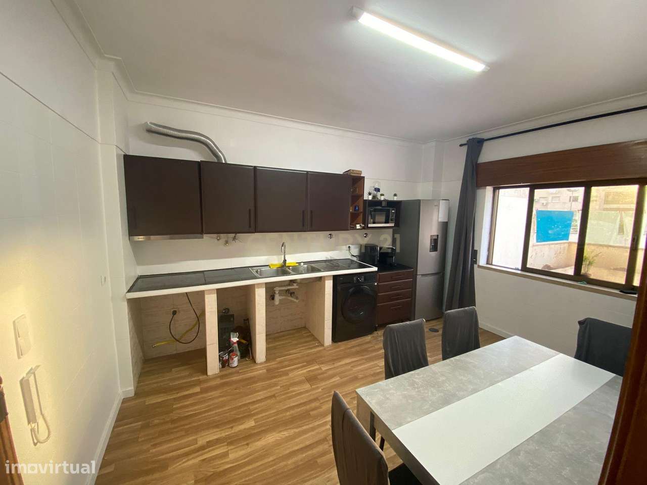 Apartamento T2 no Feijó com Terraço - Grande imagem: 4/24