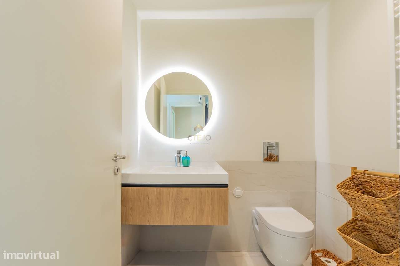 Fantástico T2 na Nova Urbanização Portela-18