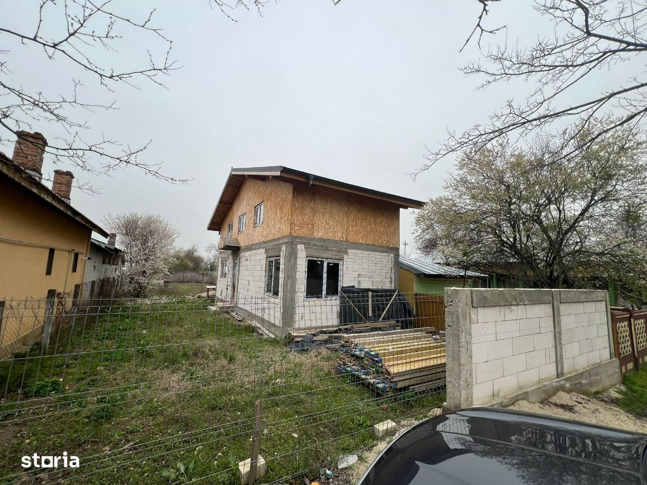 Casa in constructie in Darasti Vlasca