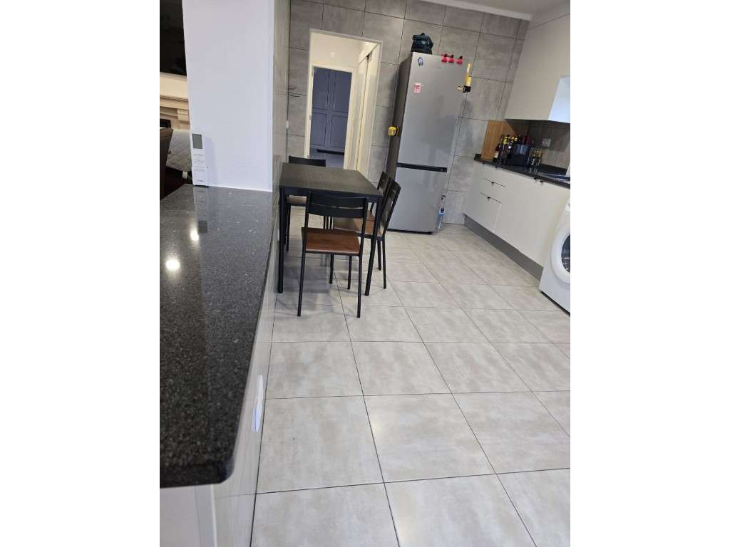 Simpática Moradia Térrea T2 com Piscina - Totalmente Remodelada - Grande imagem: 5/23