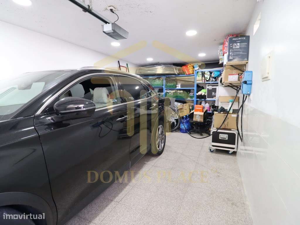 MORADIA T3 C/ JARDIM, TERRAÇO E GARAGEM | GUIFÕES-50