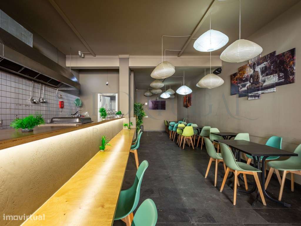 Oportunidade de Investimento Excepcional no Coração do Barreiro! - Grande imagem: 5/17