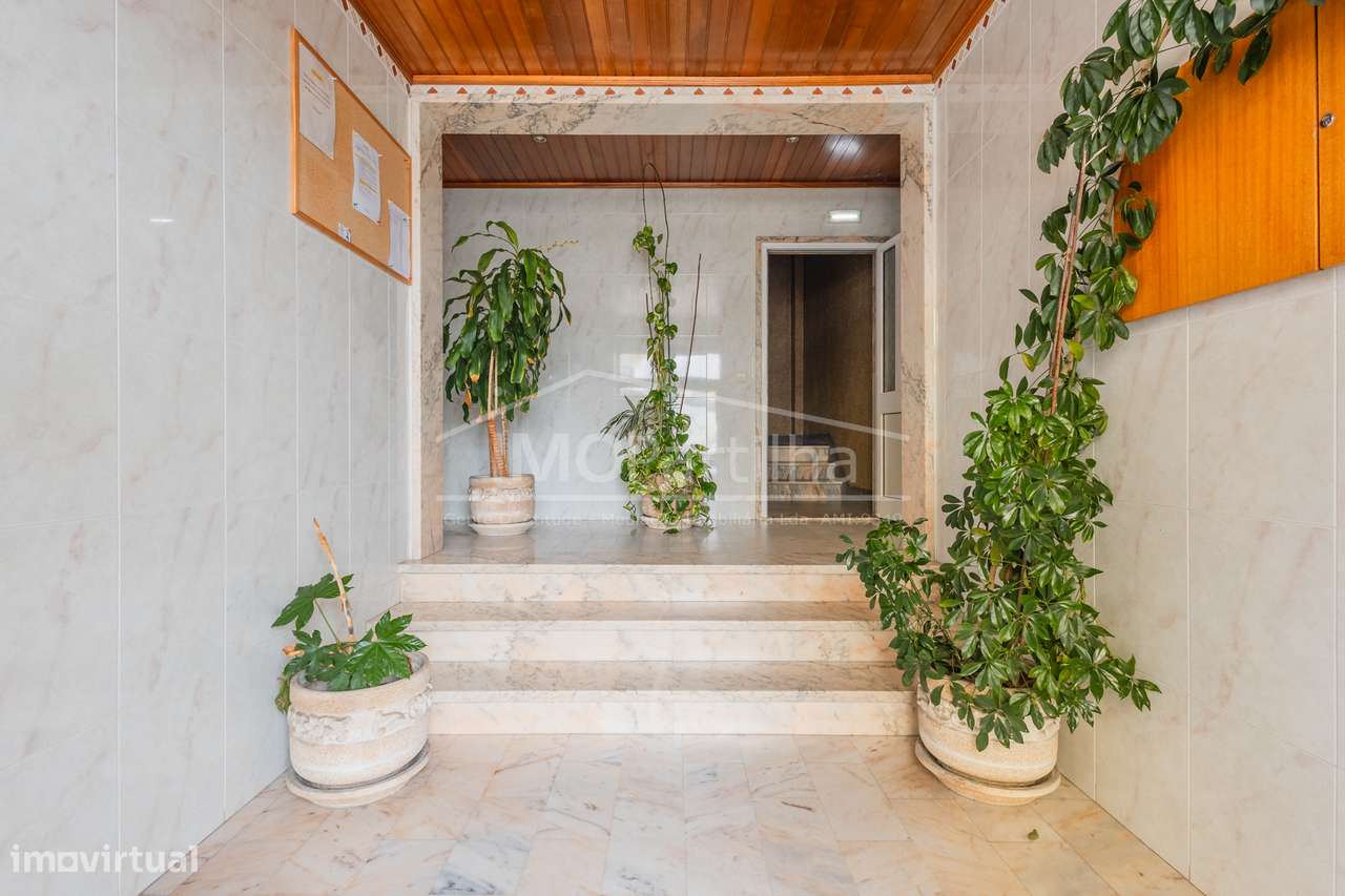 Apartamento T2
Corroios-24