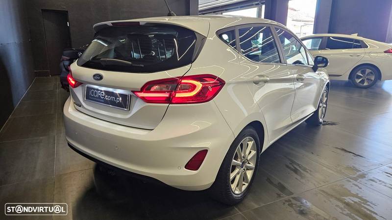 Ford Fiesta 1.5 TDCi S&S TITANIUM - 2