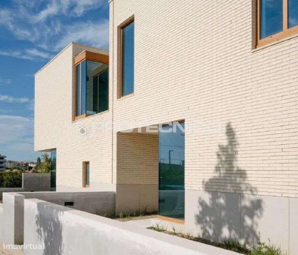 Moradia T4+1 de Luxo – Esgueira - Grande imagem: 2/25