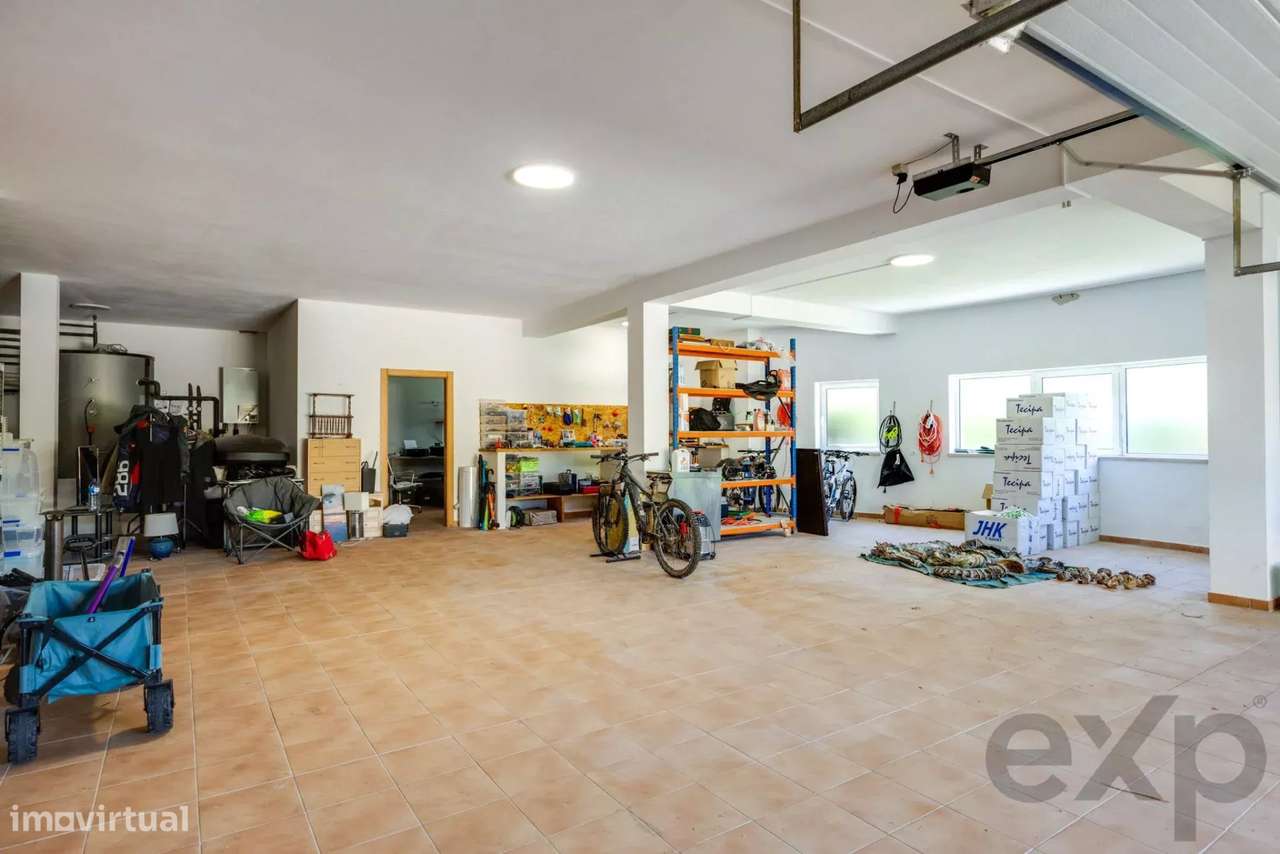 Moradia Familiar T3+1 com Piscina, Entre Lagos e Praia da Luz-29
