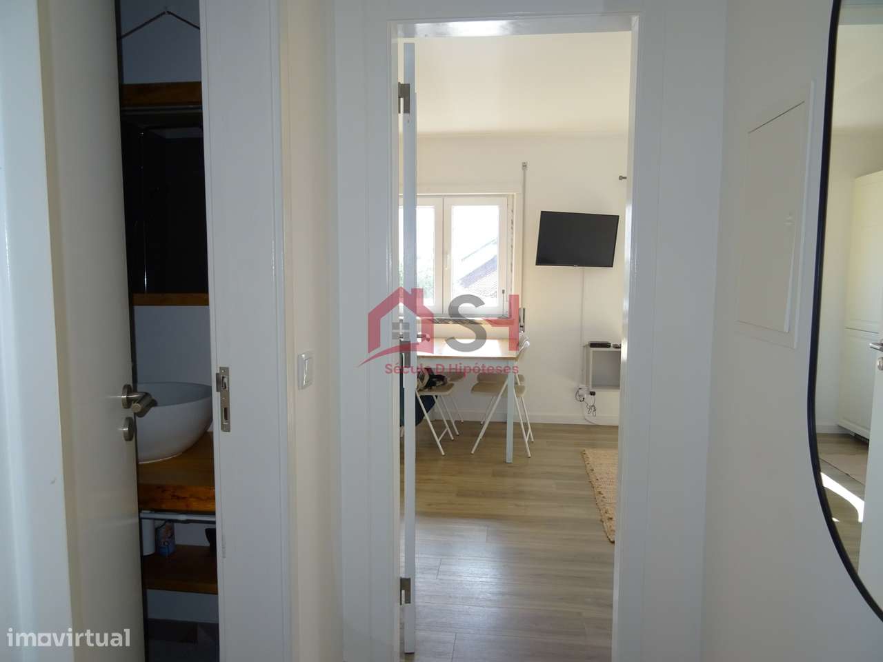 *Prédio com 2 Apartamentos + Loja + Arrecadação – Santa Cruz*-25