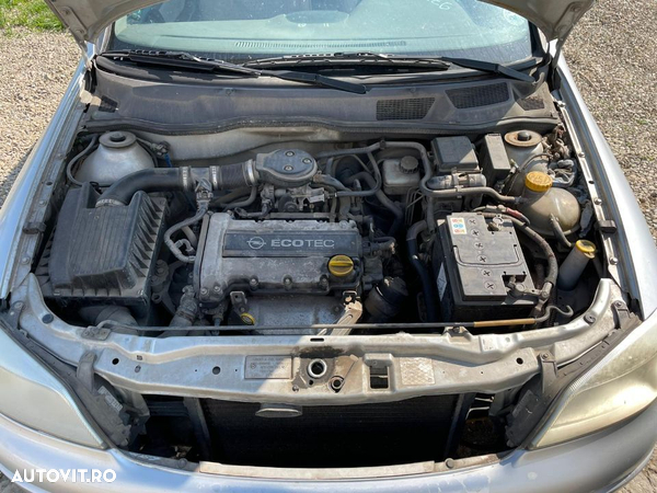 Dezmembrari Opel Astra G 1.2 Coupe benzina - 2