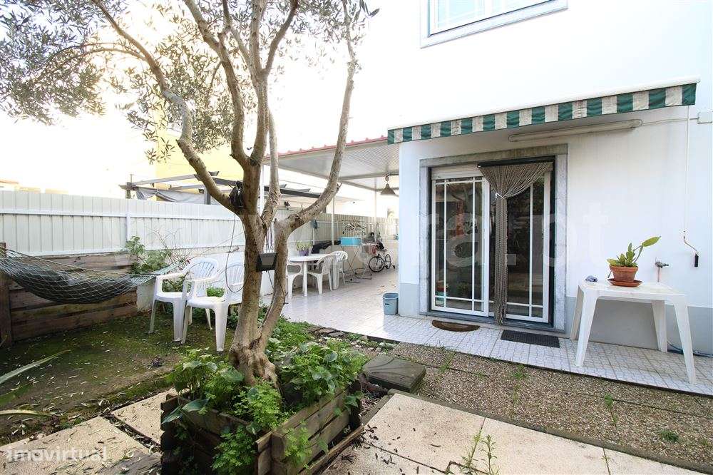 Moradia Geminada 4 quartos, Venda-32