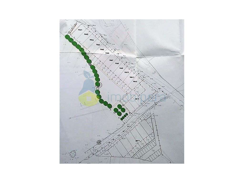 OPORTUNIDADE... LOTES PARA CONSTRUÇÃO DE UMA URBANIZAÇÃO . - Grande imagem: 1/3