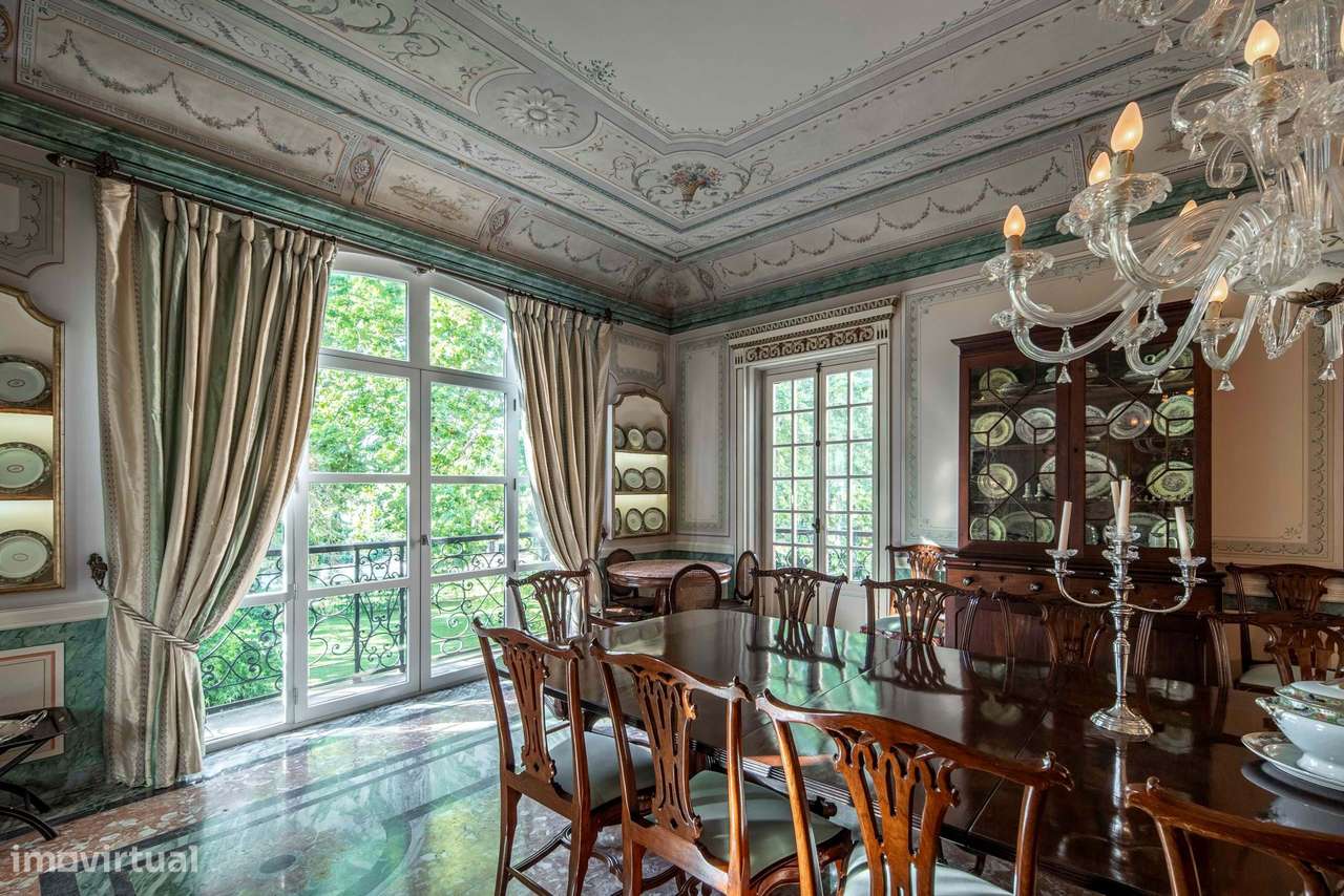 Palacete em excelente estado de conservação, Lisboa-45
