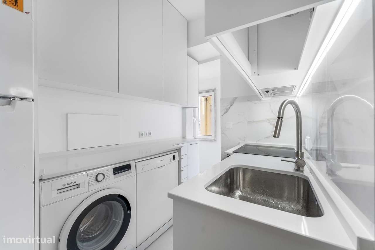 Apartamento T2 com vista, Príncipe Real, Lisboa-11