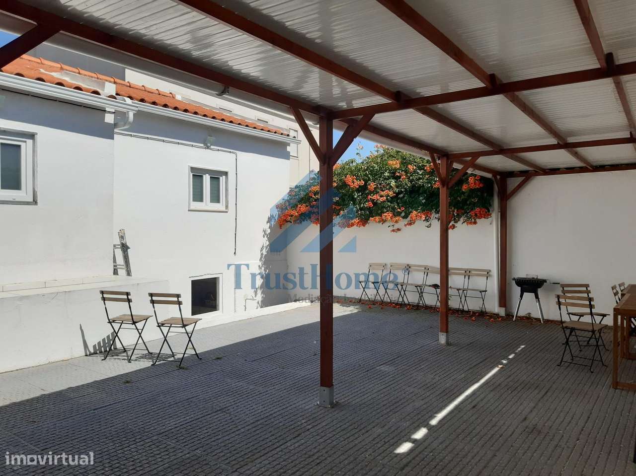 Conjunto de 2 Moradias remodeladas c/rendimento na Ajuda Lisboa - Grande imagem: 5/42