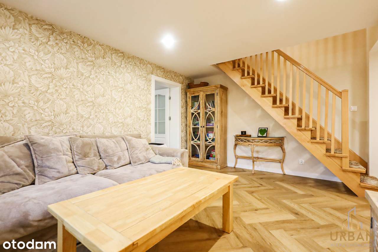 Klimatyczny bliźniak z dużą działką | Maślice-9