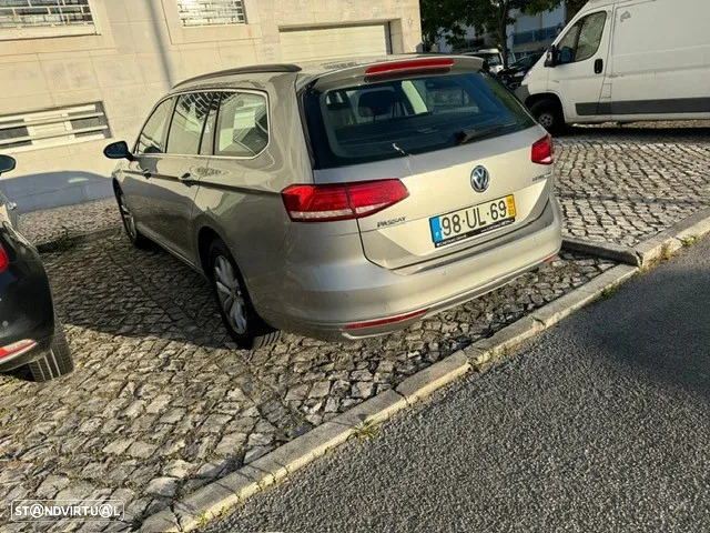 VW Passat Variant - 9