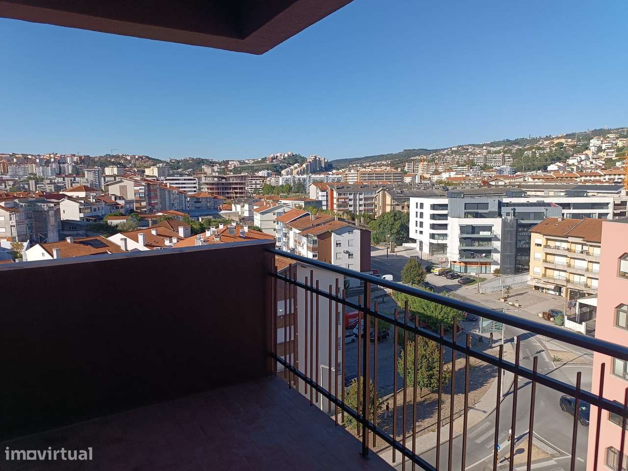 Apartamento T4 em Coimbra (Vale das Flores)-18