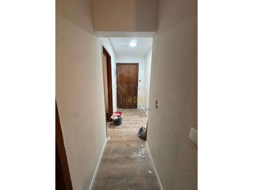 *Apartamento Espetacular em Venda no Vale da Amoreira* - Grande imagem: 4/11