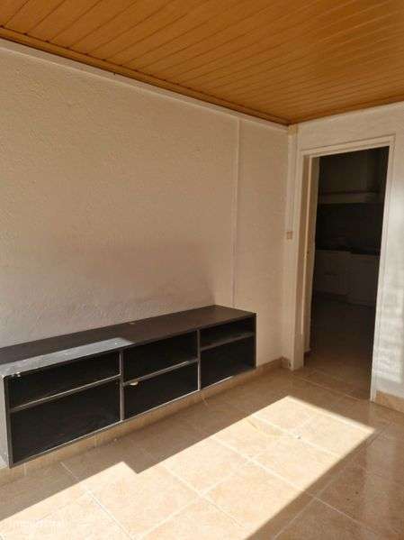 Arrendo T2 a 2 km da estacao Lamarosa Tomar - Grande imagem: 4/8