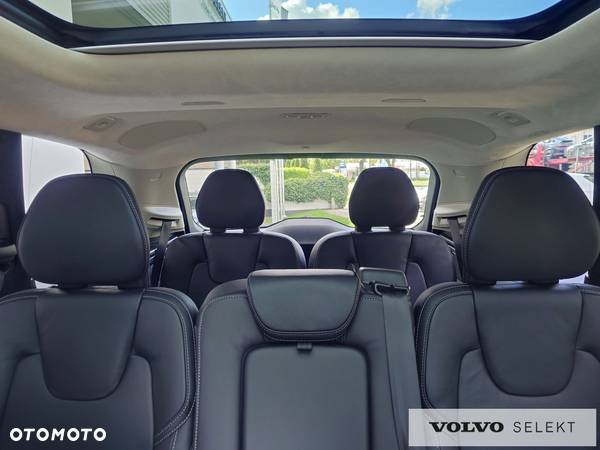 Volvo XC 90 - 23