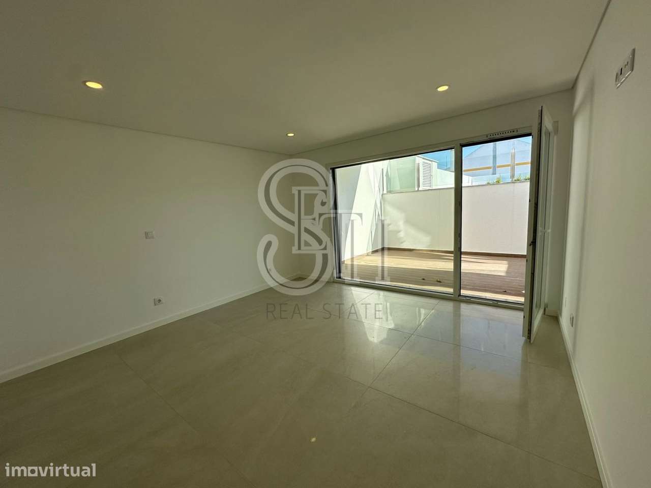 MORADIA V3+1 CENTRO DA CIDADE-31