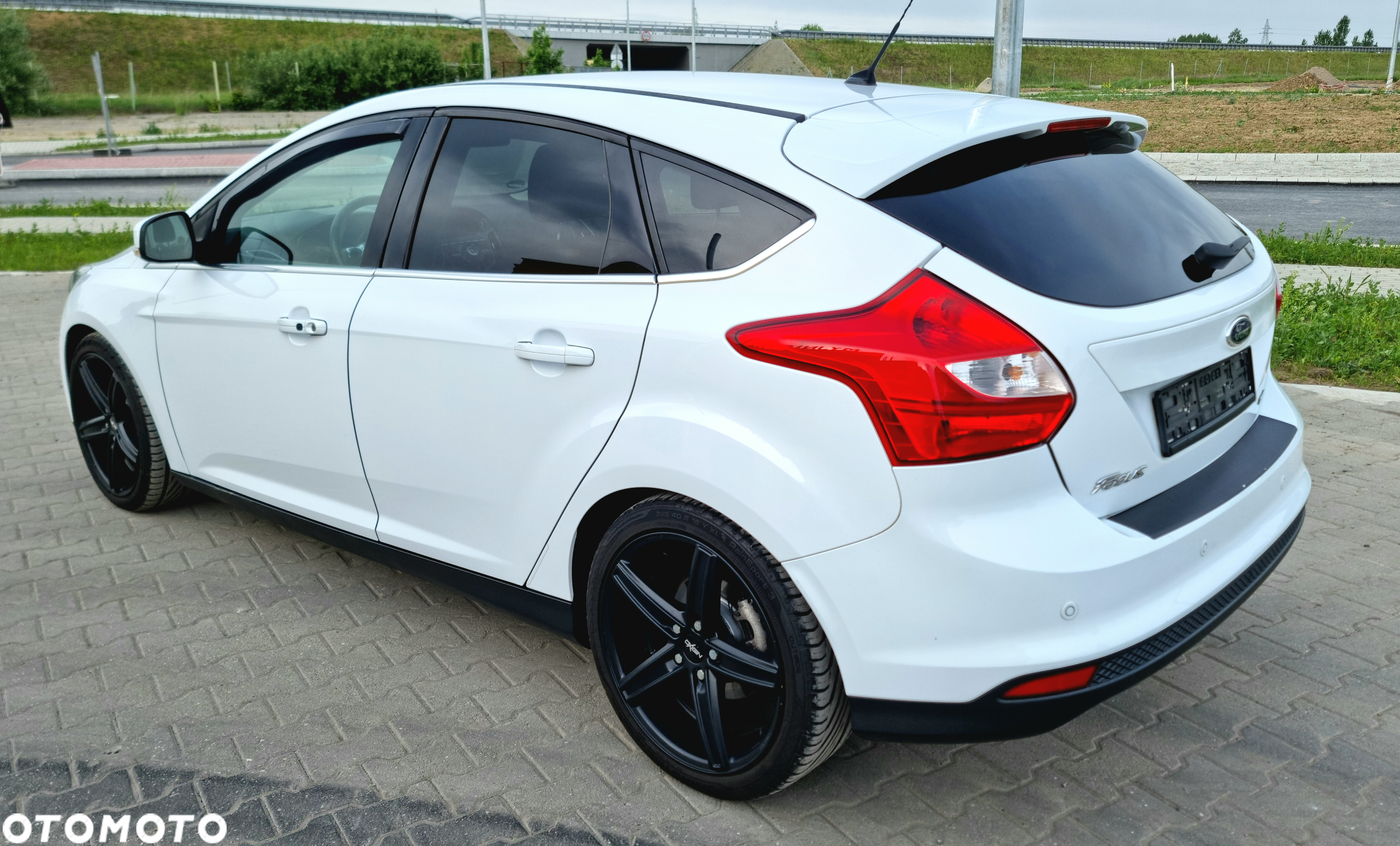 Ford Focus 1.6 EcoBoost Start-Stopp-System Titanium - 12