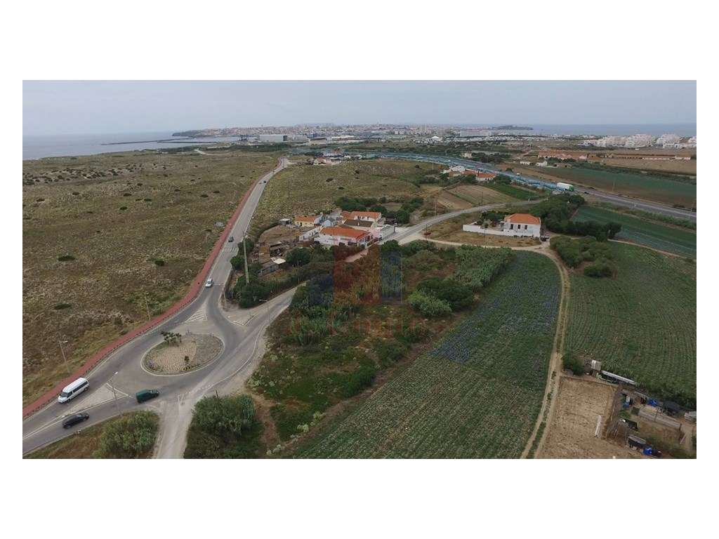 Terreno com viabilidade de construção de 12 fogos ou 11 lotes - Grande imagem: 3/14