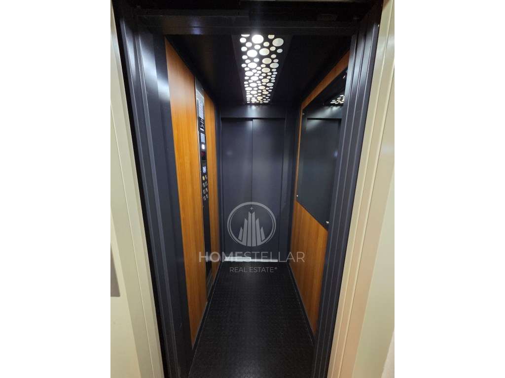 Apartamento T2 Atalaia com Arrecadação e Parqueamento-33