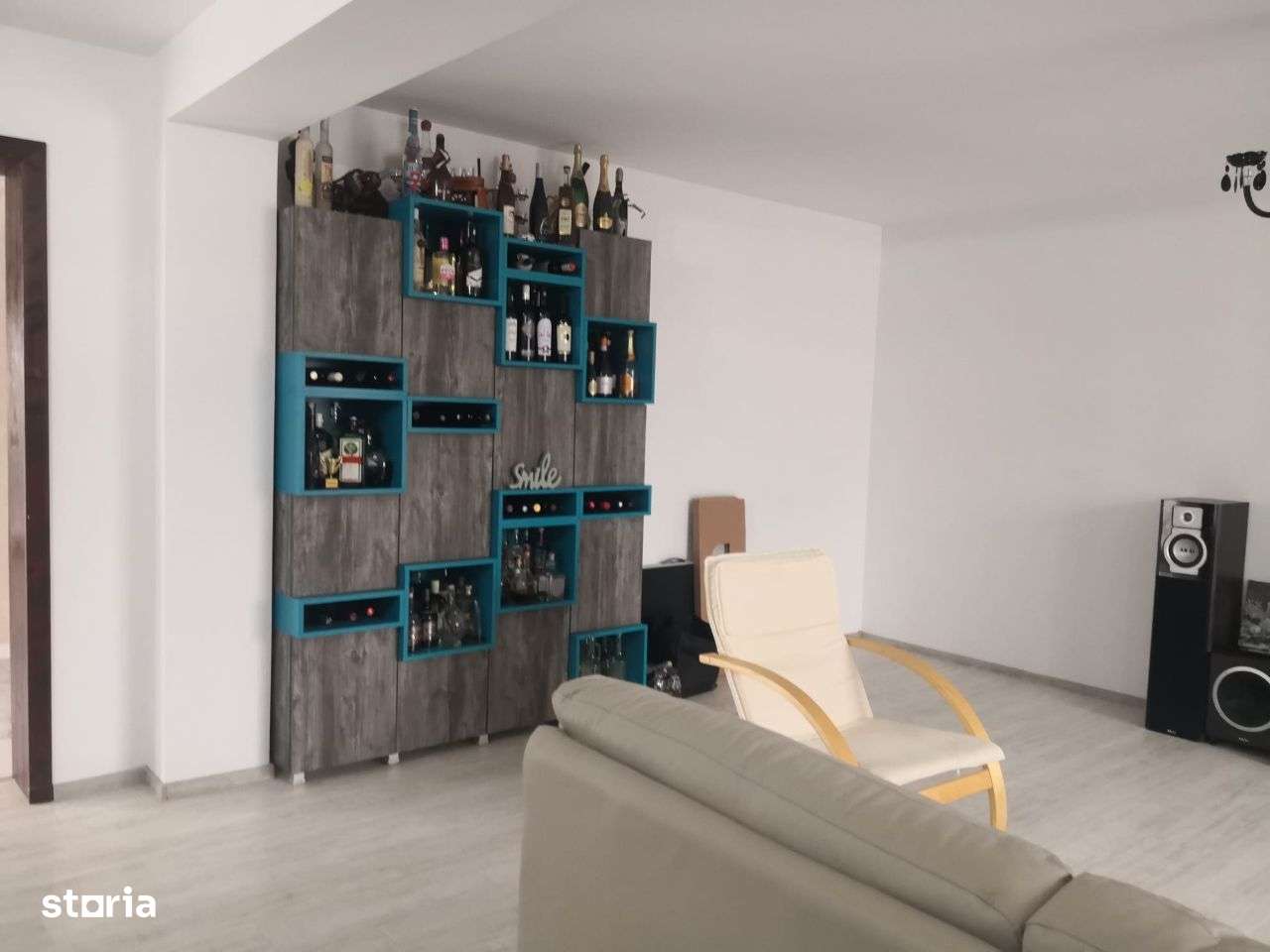 Casa zona Zavoi, suprafata utila 300mp, suprafata teren 288mp - Imagine principală: 4/20