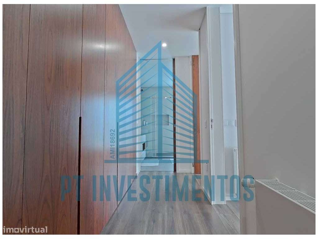 Moradia semi-nova T5+1 em Santa Joana - Aveiro-48