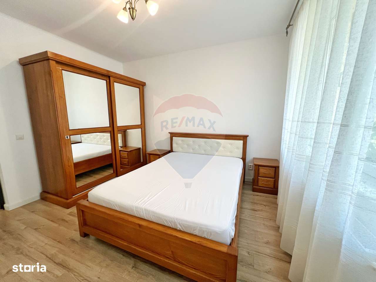 Apartament de inchiriat cu 3 camere de lux - Imagine principală: 4/14