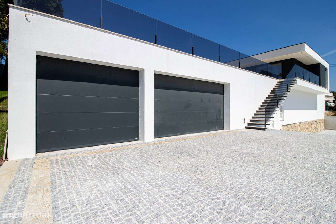 MORADIA de luxo T3+1 COM PISCINA - Famalicão - Grande imagem: 4/30