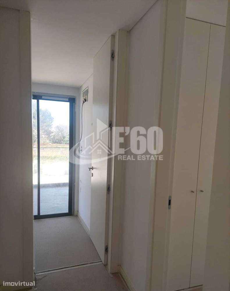 T2 COM TERRAÇO SÃO FÉLIX DA MARINHA-19