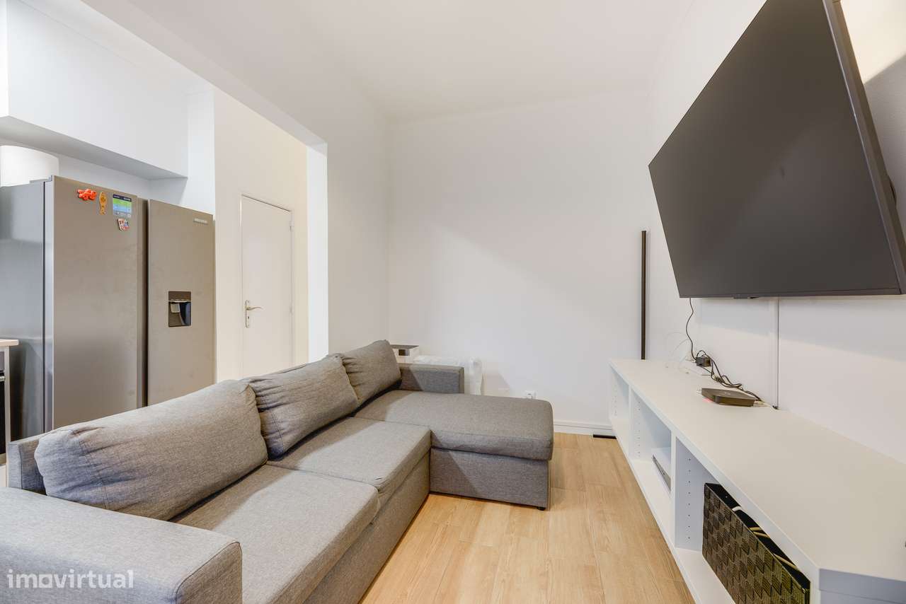 APARTAMENTO T1 | REMODELADO | BARREIRO - Grande imagem: 3/23