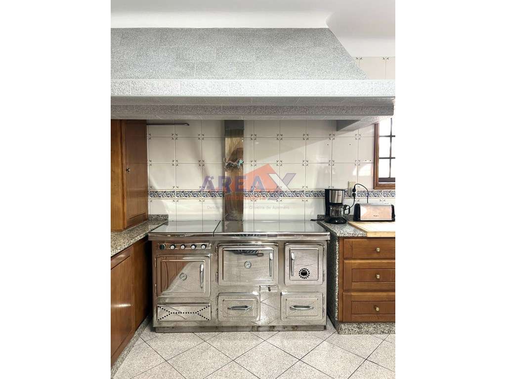 MORADIA BI-FAMILIAR-22