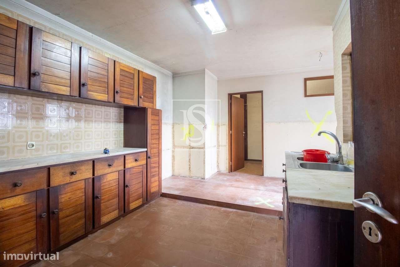 MORADIA T4+1 - Madalena , Amarante - Grande imagem: 3/60