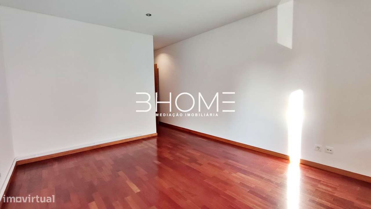 T3 com garagem em S. Vicente próximo do Centro-9