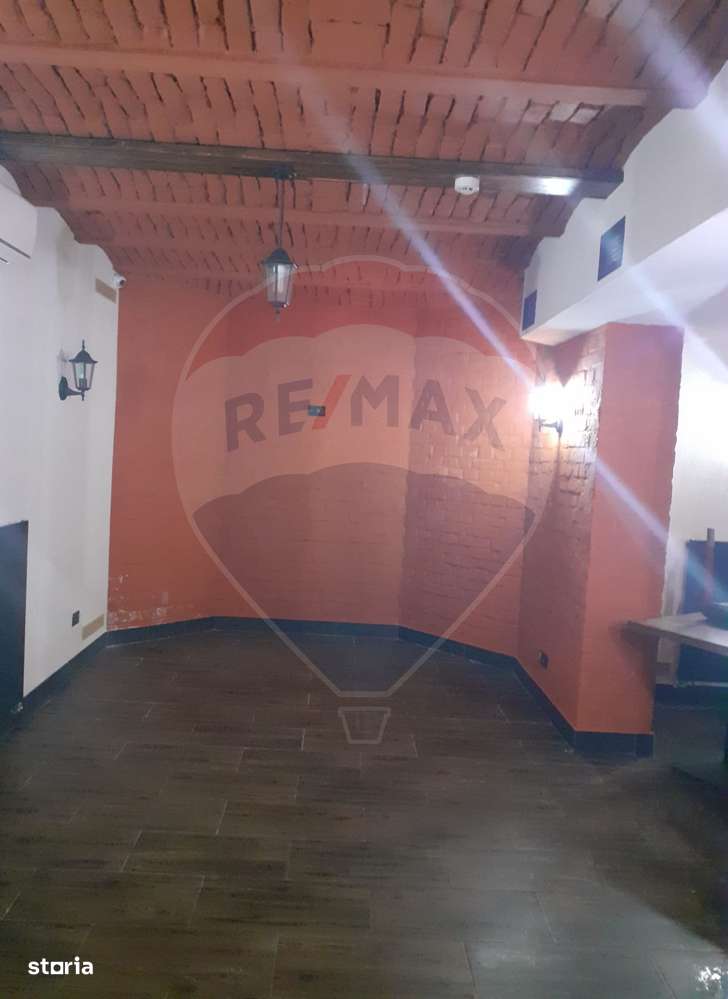 Casă D+P+E+M, 1020 mp utili, 7 locuri parcare, Unirii - Imagine principală: 3/20