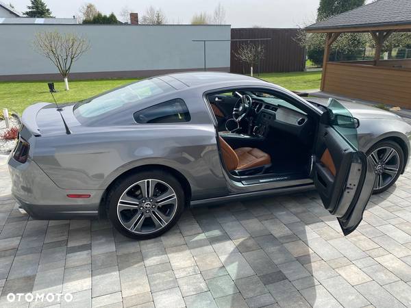 Ford Mustang 3.7 V6 Premium - 35