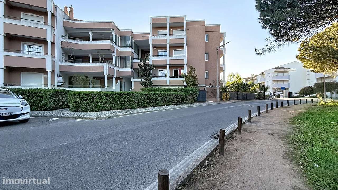 Apart.T1+1 com Piscina em Vilamoura–Exclusividade, Conforto(Algarve)-0